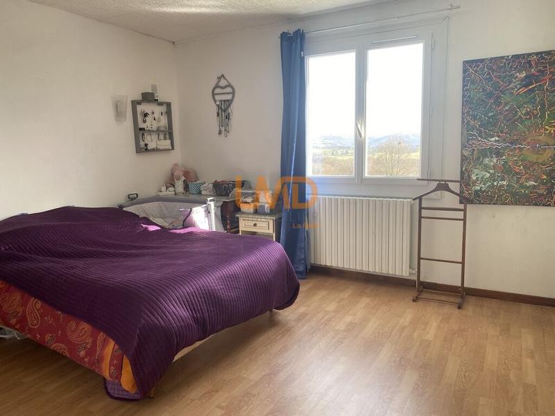 Maison - 195 m² - 8 pièces