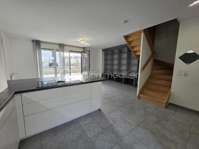 Duplex - 74 m² - 4 pièces