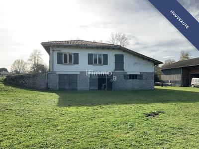 Maison - 382 m² - 9 pièces