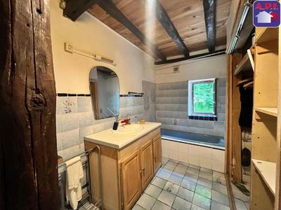 Maison - 202 m² - 6 pièces