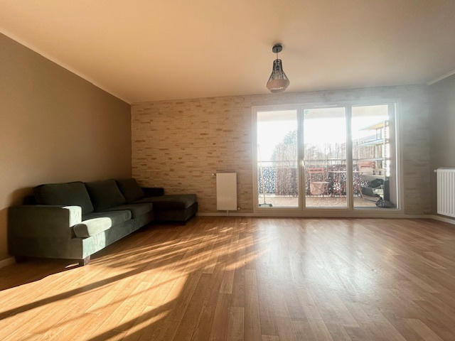 Appartement - 85 m² - 5 pièces