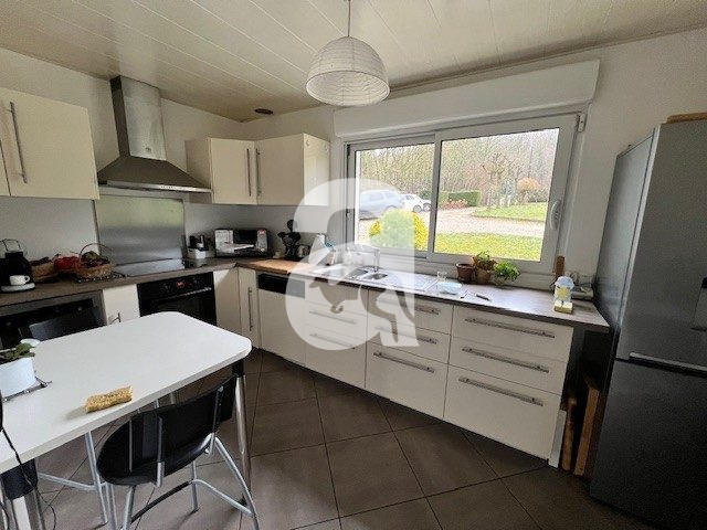 Maison - 141 m² - 7 pièces