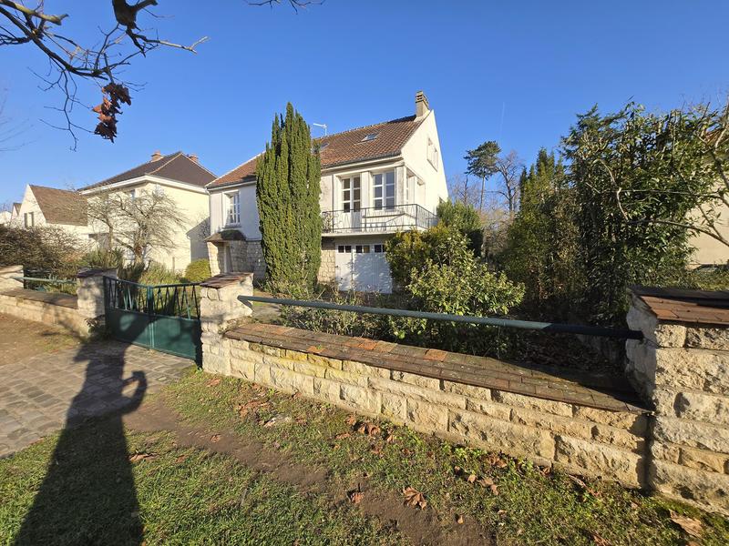 Maison - 144 m² - 7 pièces