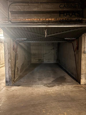 Parking / Garage - 10 m²