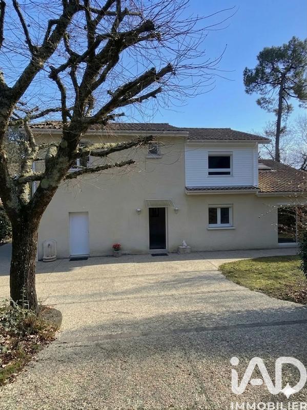 Maison - 190 m² - 6 pièces