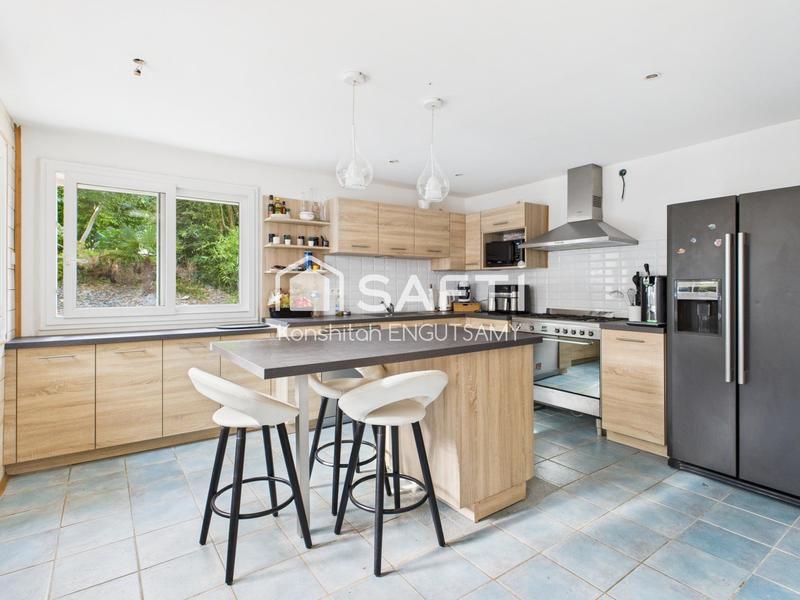 Maison - 124 m² - 6 pièces