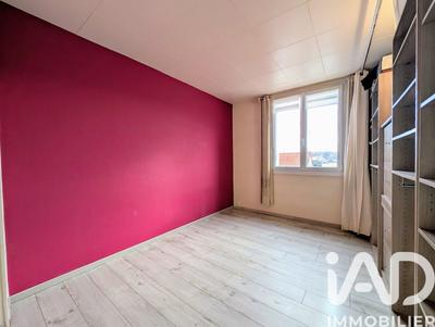 Appartement - 80 m² - 5 pièces