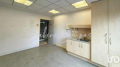 Bureau - 341 m² - 3 pièces