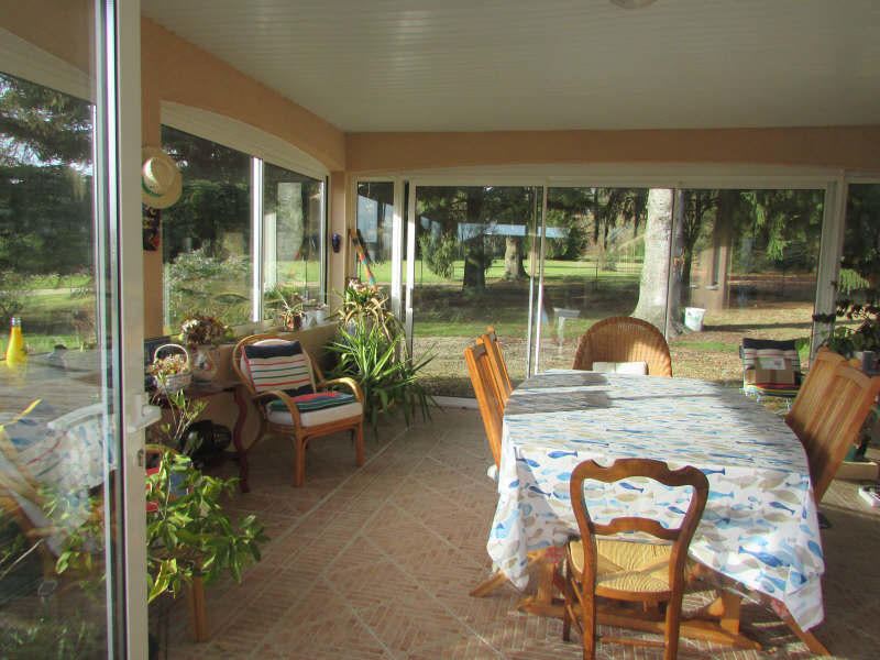 Maison - 230 m² - 7 pièces