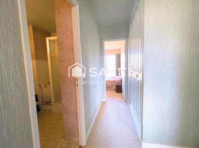 Appartement - 94 m² - 4 pièces