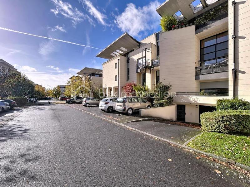 Appartement - 85 m² - 3 pièces