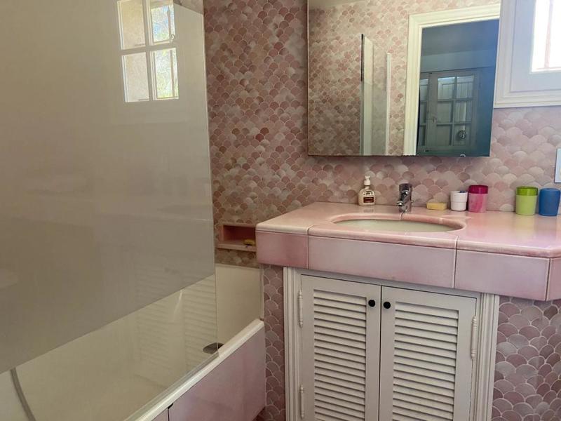 Villa - 330 m² - 8 pièces