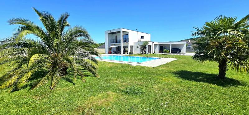 Villa - 165 m² - 7 pièces
