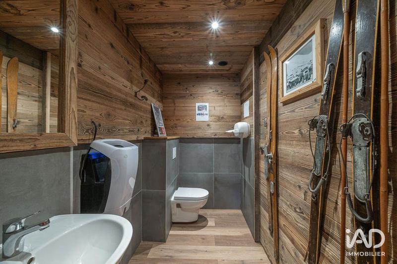 Local commercial - 220 m²