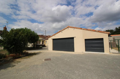 Maison - 150 m² - 9 pièces