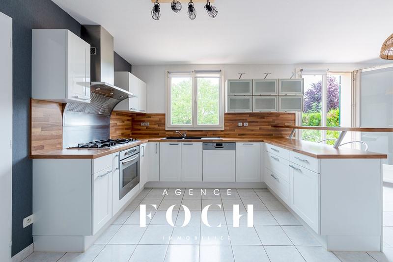 Maison - 158 m² - 6 pièces