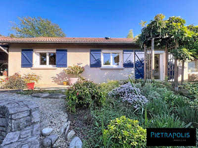 Maison - 88 m² - 3 pièces