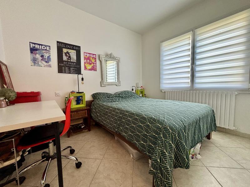 Maison - 205 m² - 5 pièces