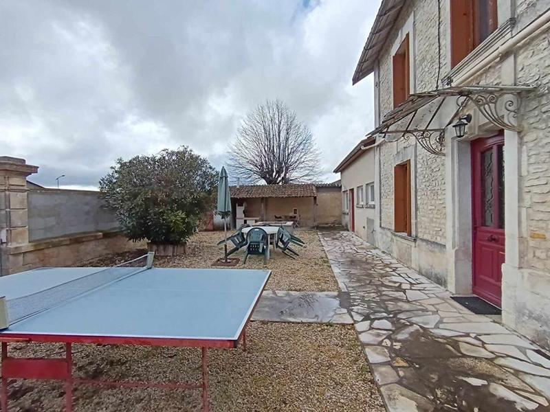 Maison - 178 m² - 6 pièces