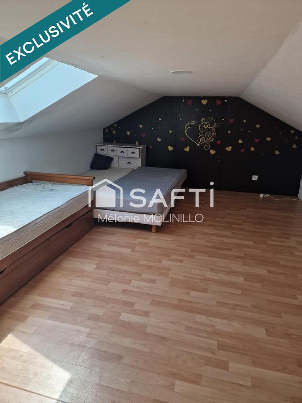 Maison - 155 m² - 10 pièces