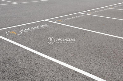 Parking / Garage - 12 m²