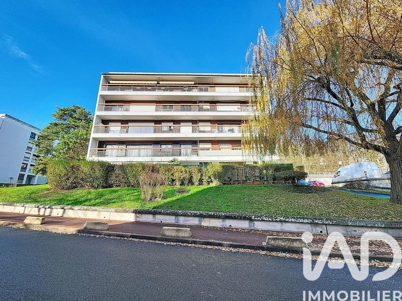 Appartement - 95 m² - 5 pièces