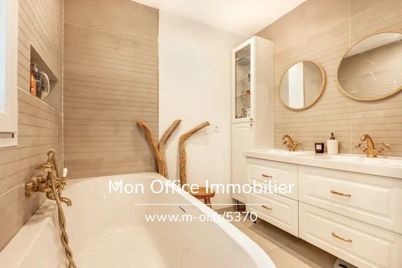 Maison - 105 m² - 4 pièces