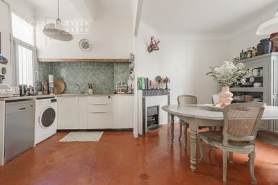 Appartement - 84 m² - 3 pièces