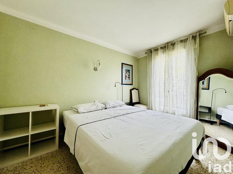 Maison - 180 m² - 10 pièces