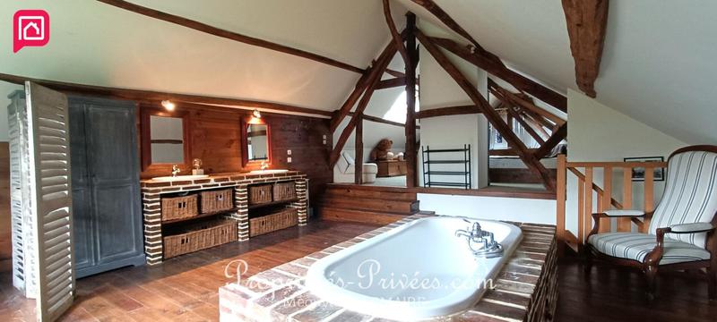 Maison - 171 m² - 7 pièces