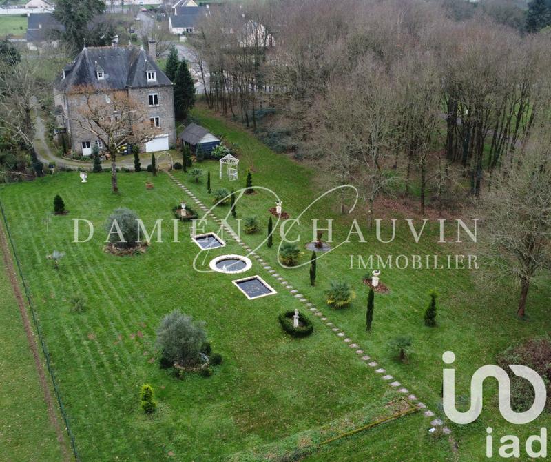 Maison - 320 m² - 8 pièces