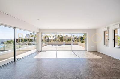 Appartement - 200 m² - 4 pièces