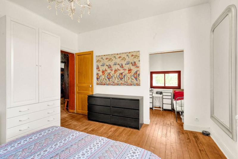 Maison - 200 m² - 6 pièces