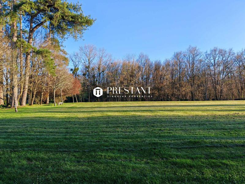 Château - 514 m² - 11 pièces