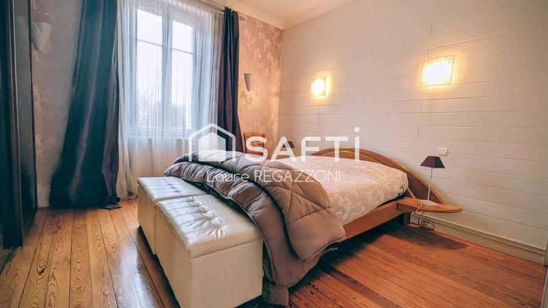 Appartement - 115 m² - 6 pièces