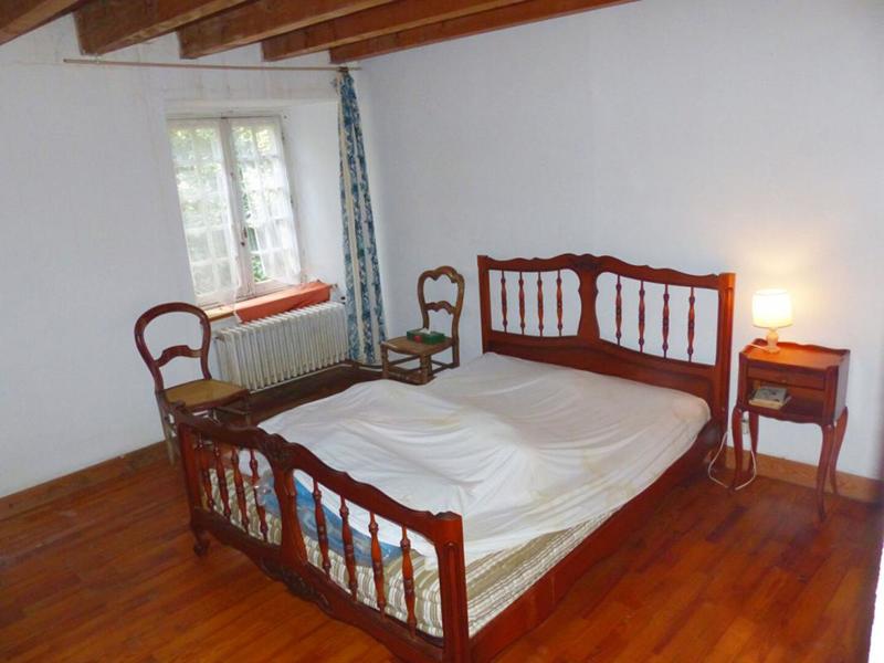 Maison - 220 m² - 8 pièces