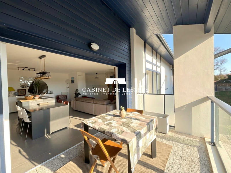 Appartement - 83 m² - 3 pièces