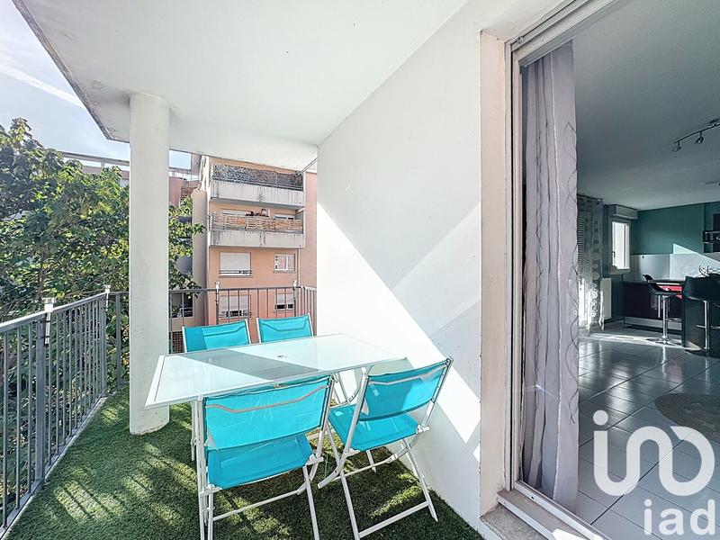 Appartement - 80 m² - 4 pièces