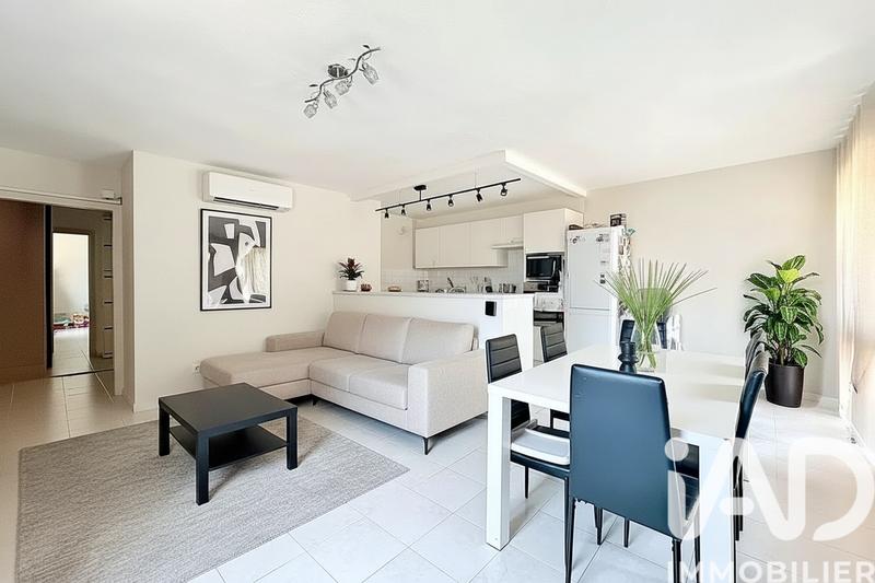 Appartement - 65 m² - 3 pièces