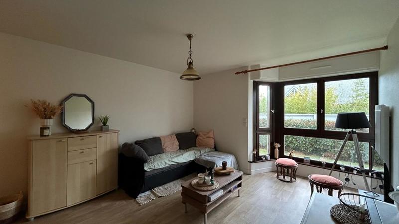 Studio - 25 m² - 1 pièce