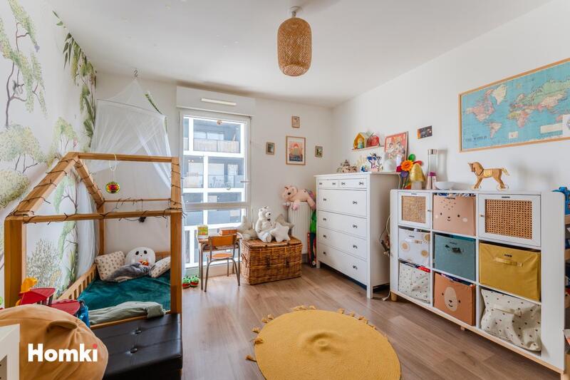 Appartement - 86 m² - 4 pièces