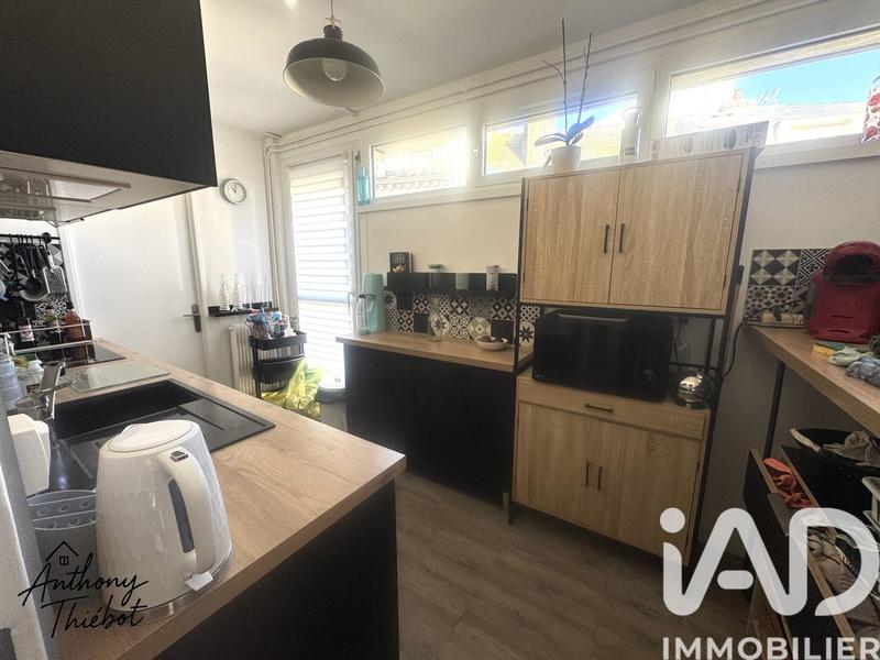 Appartement - 80 m² - 4 pièces