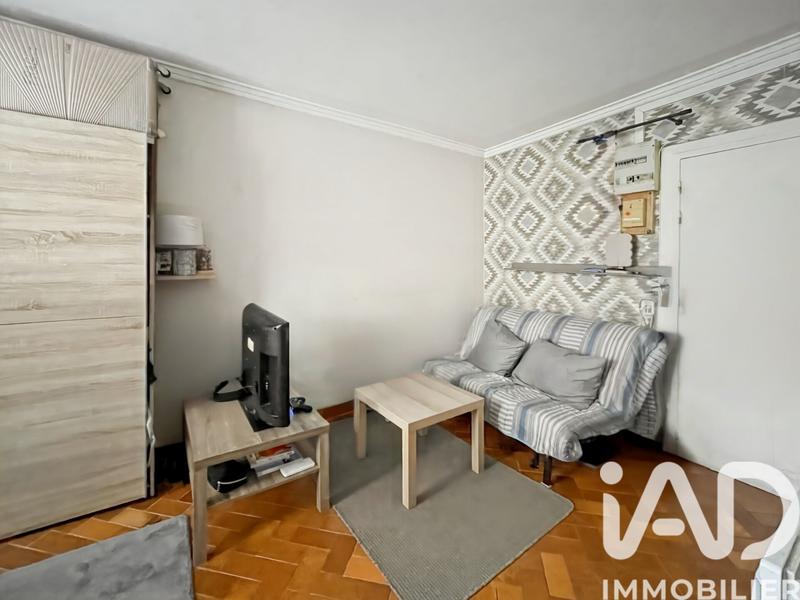 Studio - 15 m² - 1 pièce