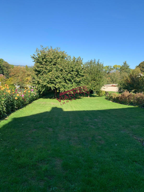 Maison - 180 m² - 6 pièces