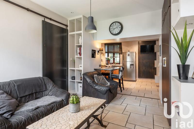 Maison - 230 m² - 10 pièces