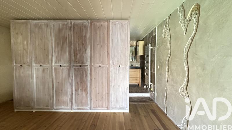 Maison - 245 m² - 8 pièces