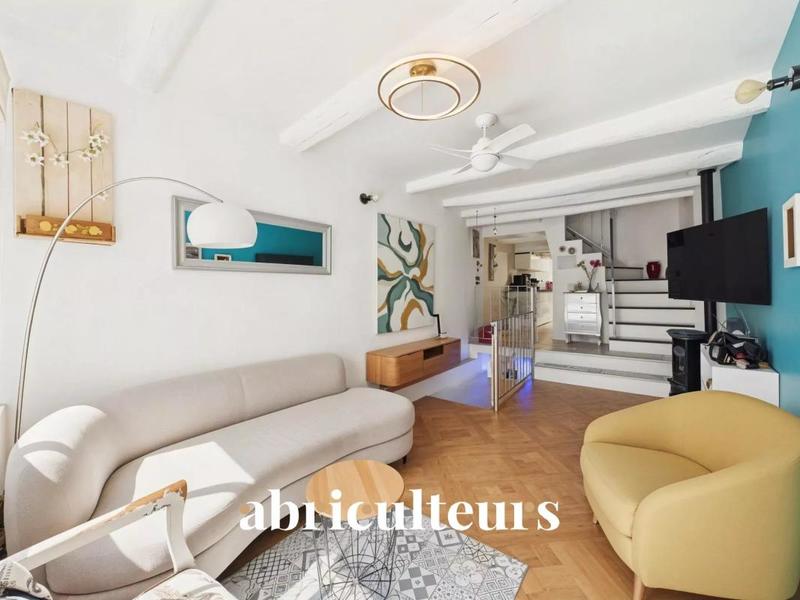 Maison de village - 94 m² - 5 pièces