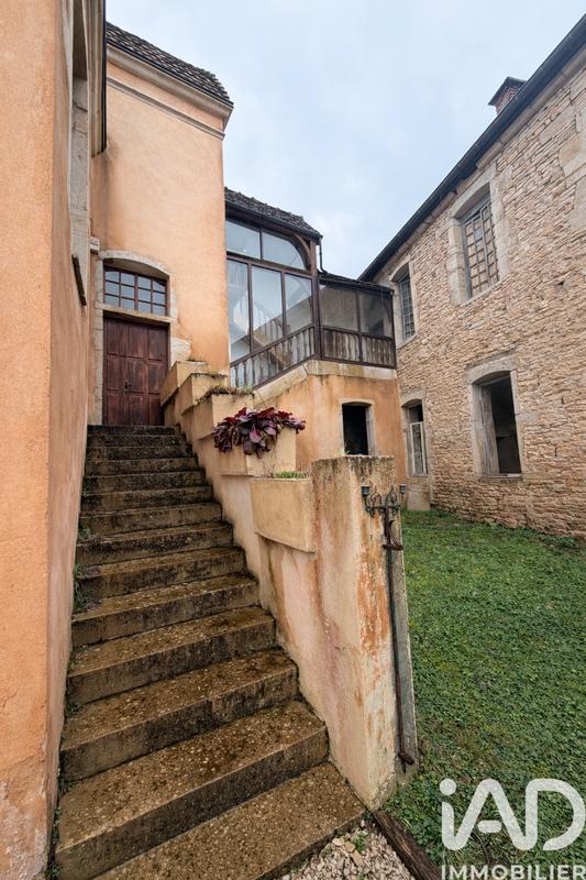 Maison - 200 m² - 6 pièces