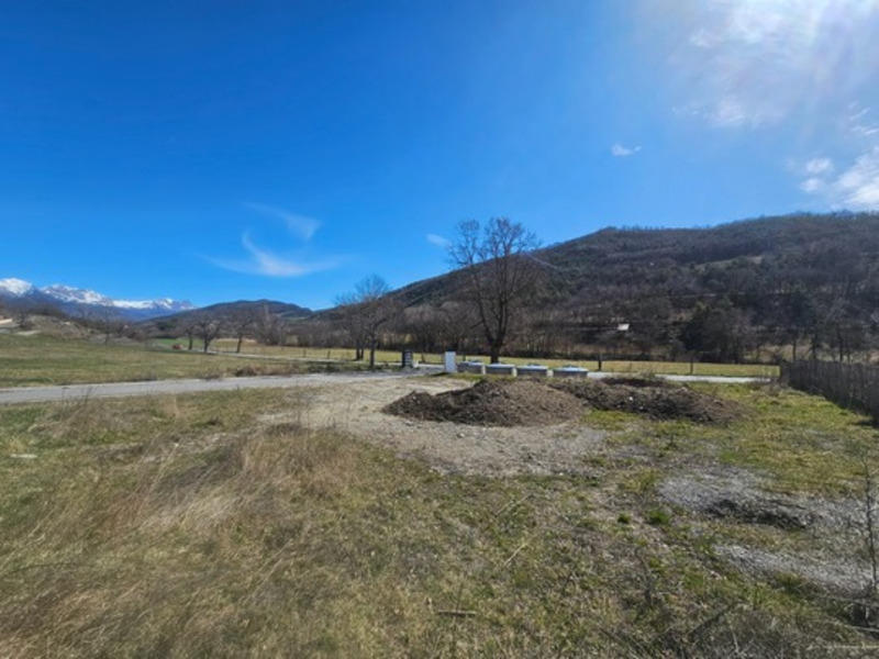 Terrain constructible - 466 m²