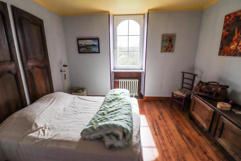 Maison - 200 m² - 7 pièces